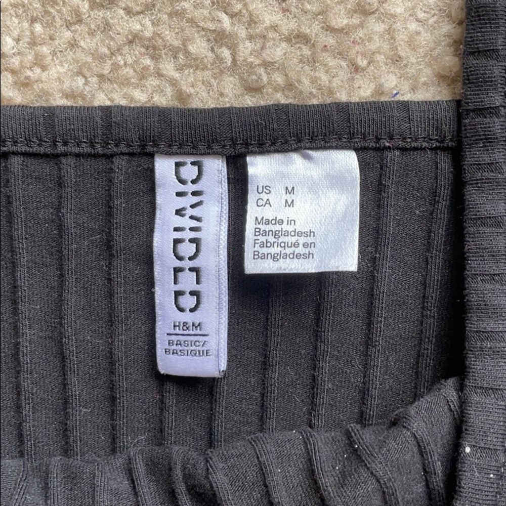 H&M Cropped Ribbed Top - Picture 2 of 2